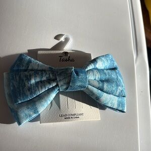 NWT Tasha Blue Tie Dye  Large Hair Bow Accessory Women’s Girls Lead Compliant
